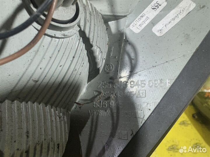 Фонарь задний левый Skoda Fabia