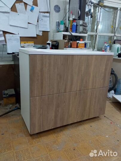 Тумба с раковиной для ванной новая