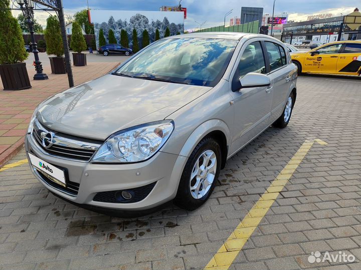 Opel Astra 1.8 AT, 2008, 37 000 км