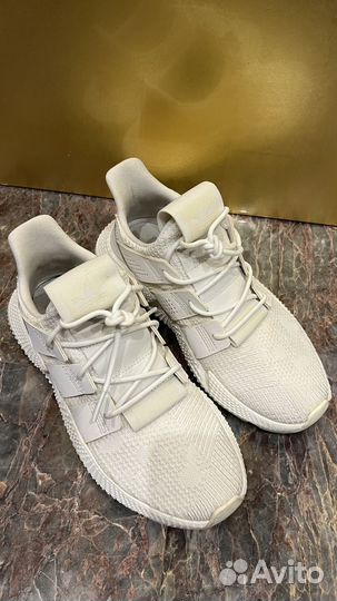 Кроссовки adidas 39