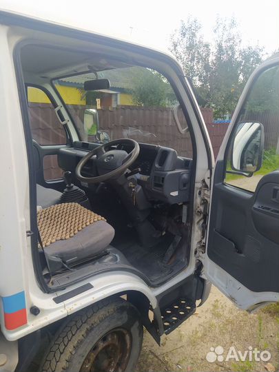 Nissan Atlas бортовой, 2003