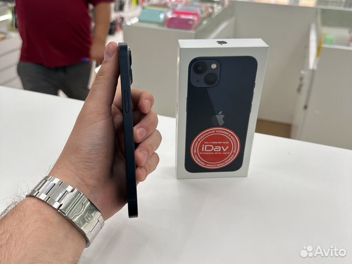 iPhone 13 128 Gb идеал