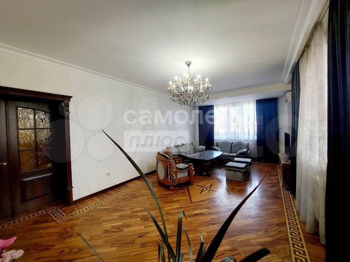 4-к. квартира, 128,5 м², 4/7 эт.