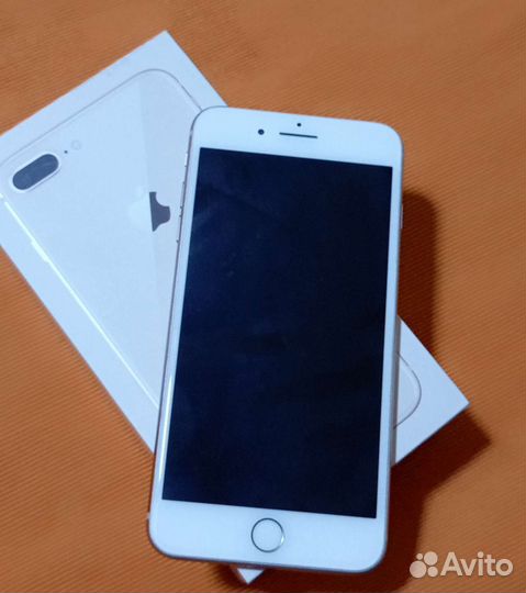 Телефон iPhone 8 plus