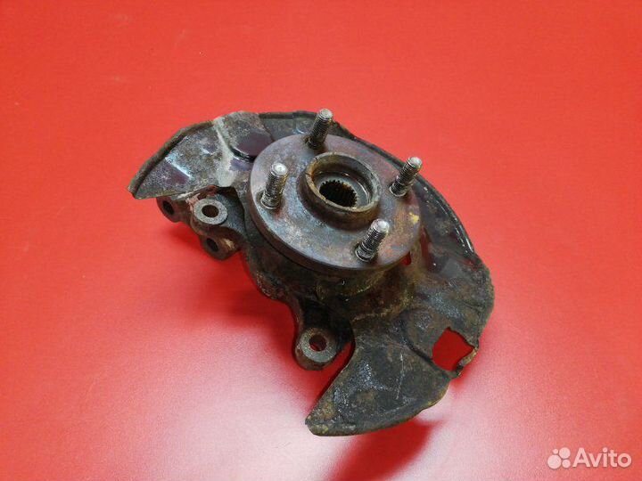 Поворотный кулак передний левый Lifan Solano 620