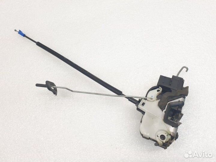 Замок двери задний правый Chevrolet Cruze 2013