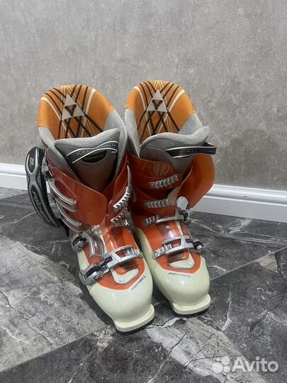 Горные лыжи fischer