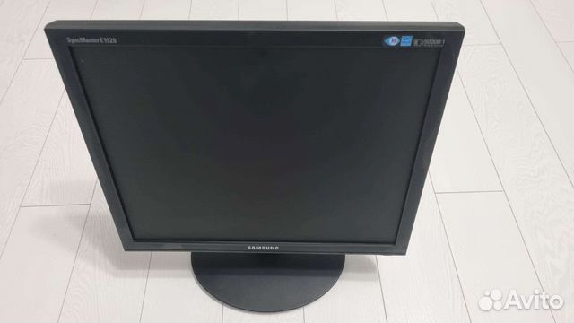 Монитор Samsung E1920NR