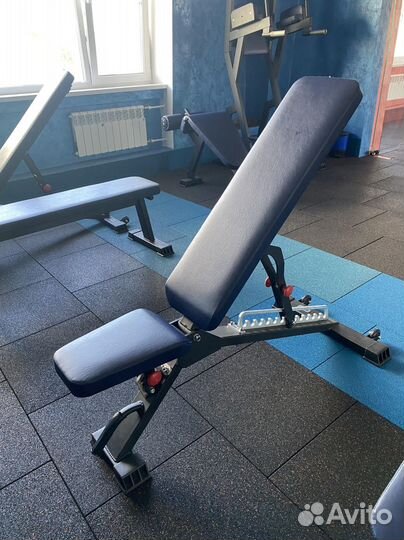 Скамья универсальная регулируемая AV107/80