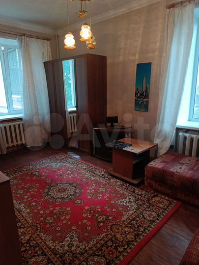 Комната 18,7 м² в 3-к., 1/5 эт.