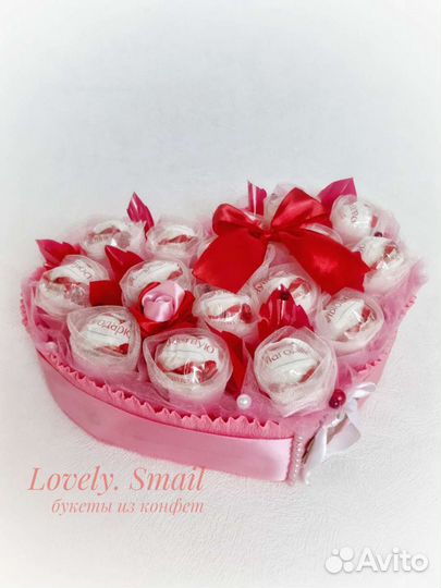Букеты из конфет на заказ. Цена договорная