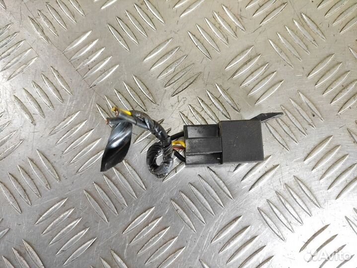 Реле Daihatsu Atrai 7