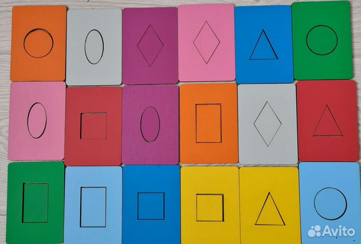 Развивающая игрушка для малышей