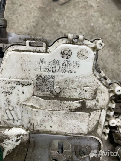 Замок двери ауди