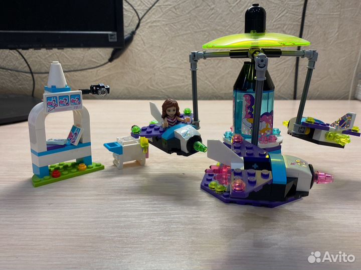 Lego Friends 41128 Космический аттракцион в парке
