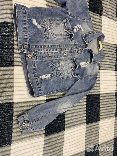 Джинсовая куртка