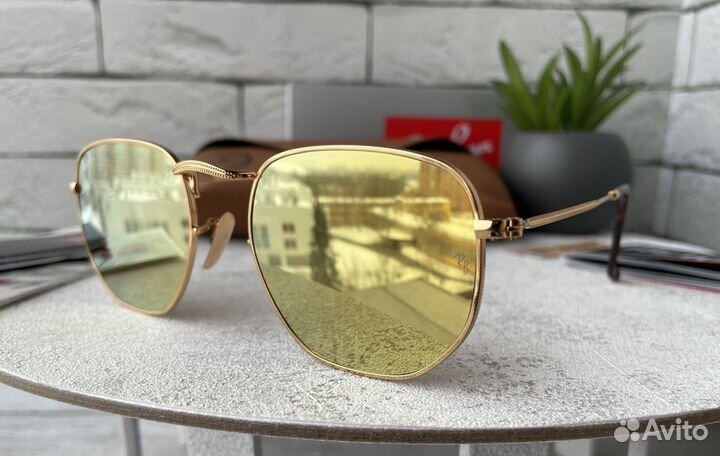 Солнцезащитные очки ray ban зеркальные