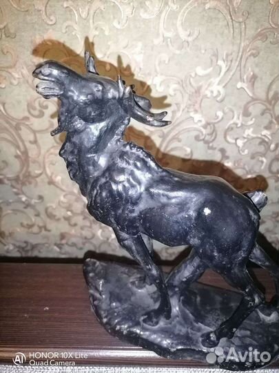 Лось чугунный статуэтка