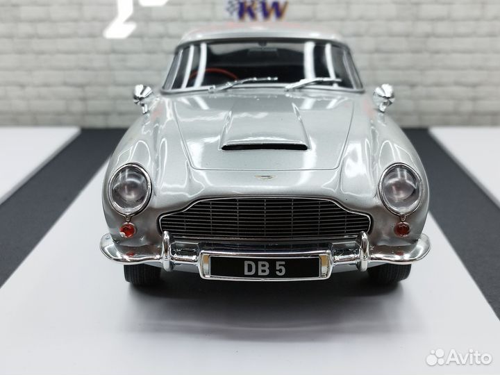 Aston Martin DB5 RHD 1964