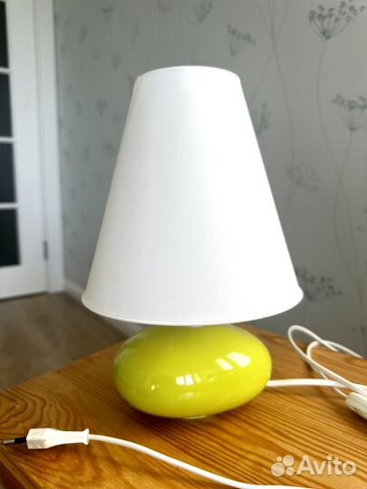 Лампа настольная