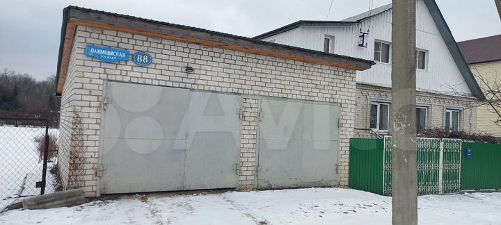 Коттедж 182 м² на участке 11 сот.