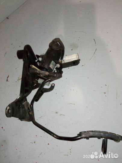 Педаль газа renault scenic 1 diesel