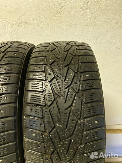 Nokian Tyres Hakkapeliitta 7 215/55 R16 T