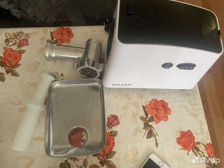 Мясорубка электрическая