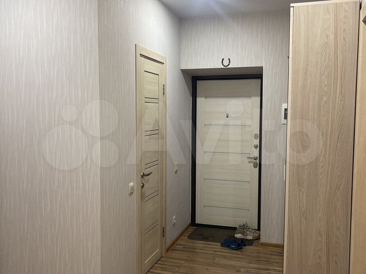 3-к. квартира, 82 м², 2/9 эт.