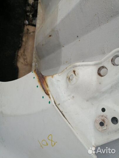 Крыло переднее левое Daihatsu Mira L275