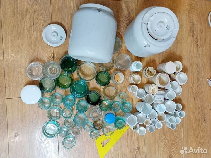 Старинные фарфоровые керамические баночки