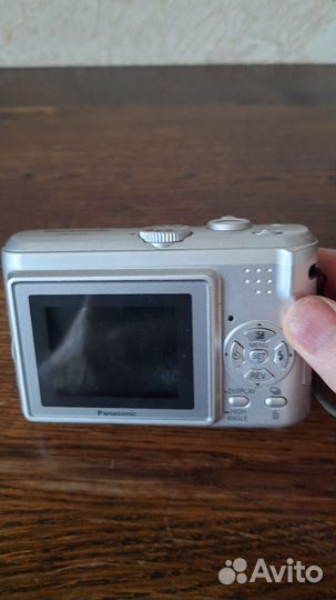 Фотоаппараты: Panasonic, Canon Prima