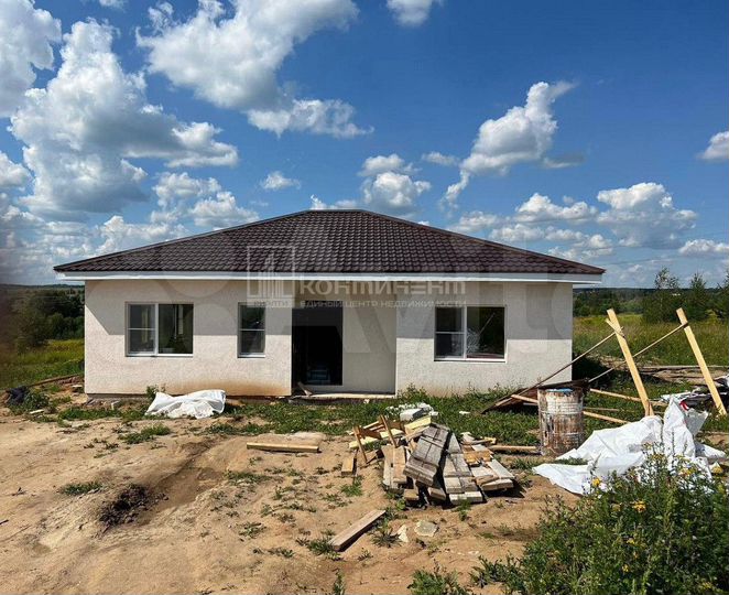 Коттедж 101 м² на участке 8,3 сот.