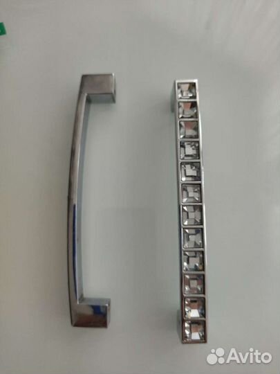 Мебельные ручки со стразами