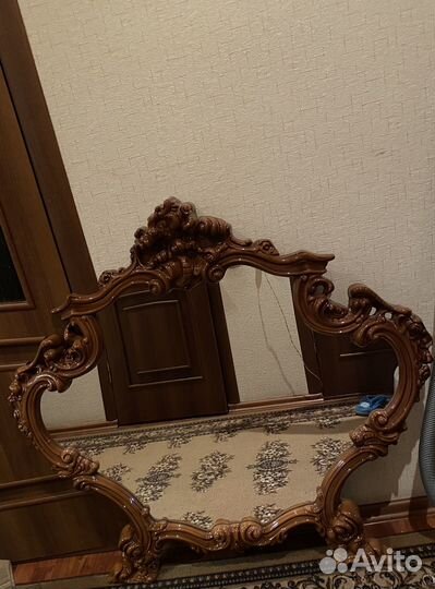 Зеркало настенное