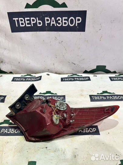 Задний фонарь задний левый Hyundai Santa Fe DM 2.2