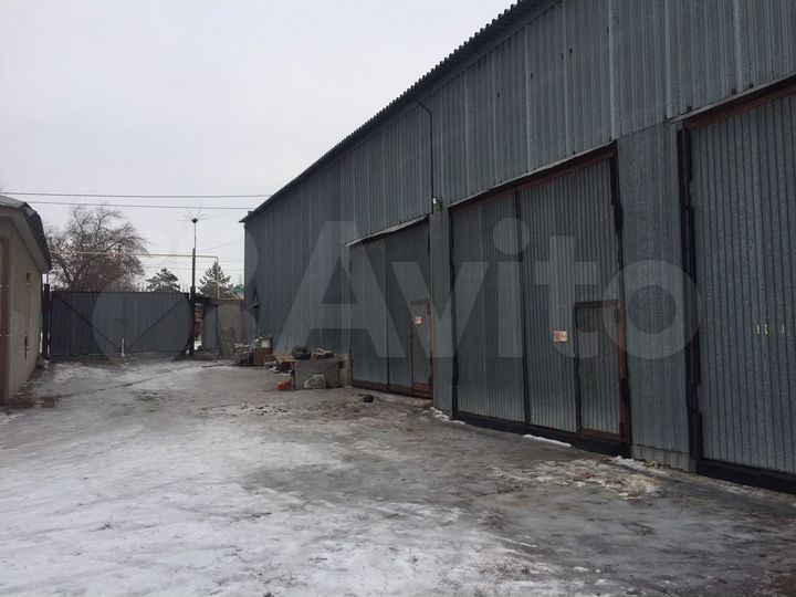 Гараж, > 30 м²