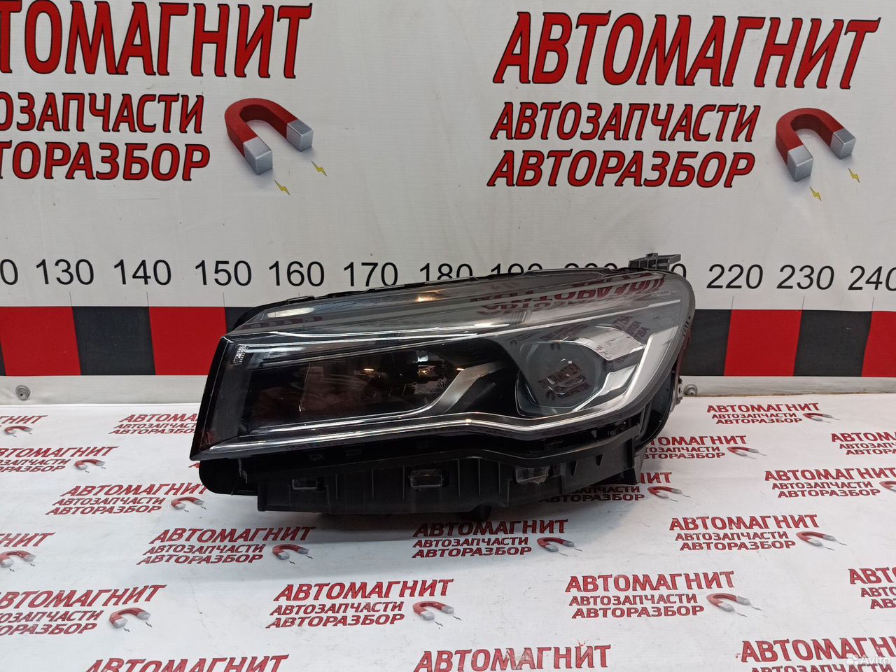 Фара передняя левая Джили Эмгранд SS11