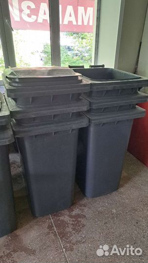 Контейнер под мусор 240литров