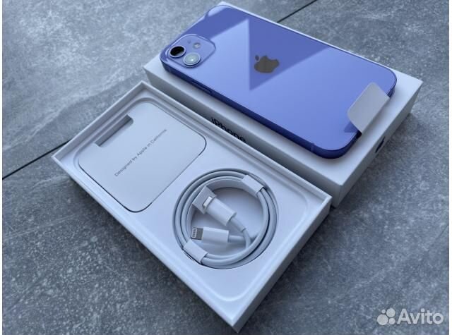 iPhone 12, 64 ГБ