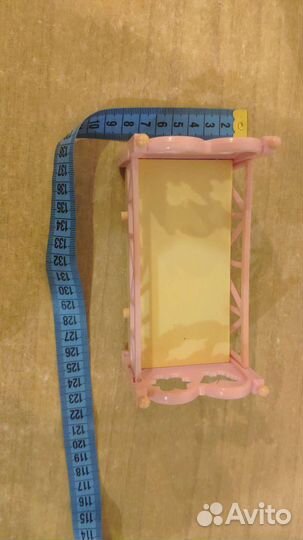 Коляска,кроватка,стульчик,трюмо для кукол разные