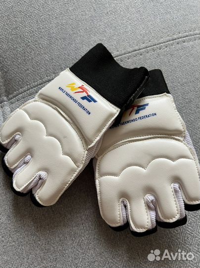 Продаю перчатки