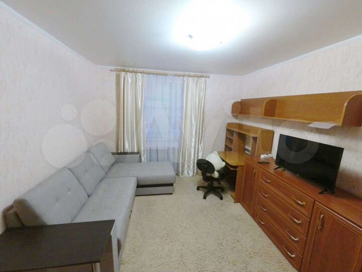2-к. квартира, 55 м², 4/10 эт.