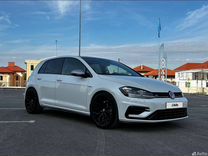 Volkswagen Golf R 2.0 AMT, 2019, 48 000 км, с пробегом, цена 4 000 000 руб.