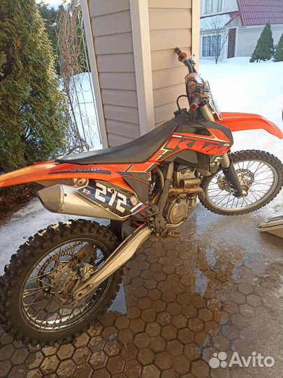 Кроссовый мотоцикл KTM sx 250 f