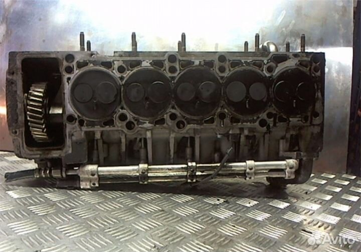 Головка блока Volkswagen Transporter 2.5 AXD