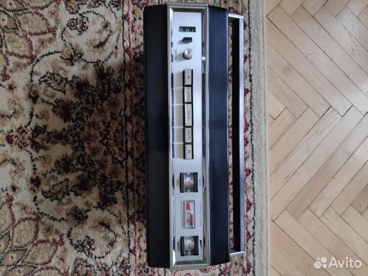 Переносной Катушечный магнитофон Grundig TK 2200