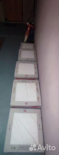 Новая Плитка напольная 43*43 светло-серая