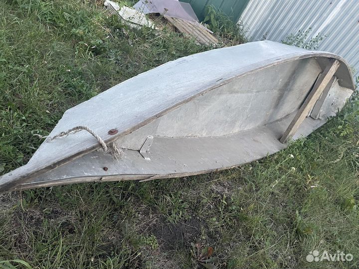 Лодка алюминевая