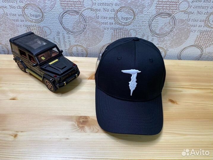 Бейсболка trussardi чёрная